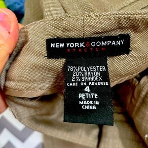 Brown New York and company size 4p
